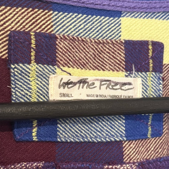 Free People We The Free Blue & Yellow Plaid Cargo Oversized Snap Button Shirt - Picture 6 of 6